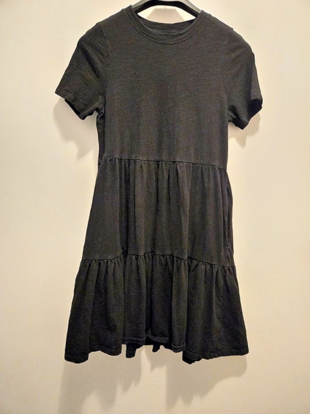 Old Navy Black Tiered Mini Dress Size Small Tall